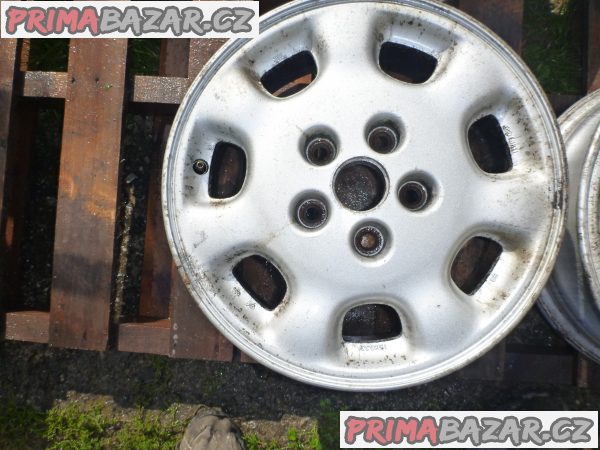 Prodám elektrony pro Mazdu 15 x6JJ 5x114,3 střed 54,5