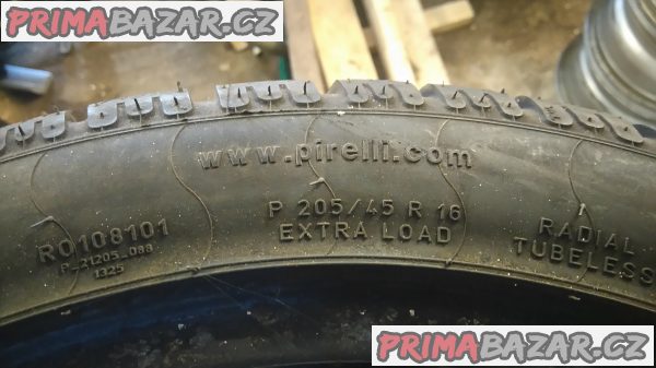 Prodám zimní pneumatiky Pirelli 205 / 45 R 16