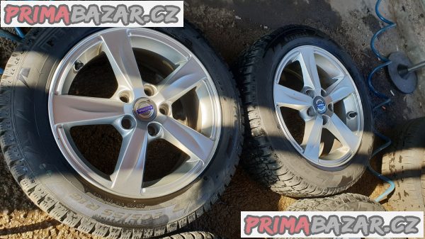 zánovní sada alu kola elektrony s pneu pirelli 80-90% volvo 31317285 5x108 7jx16 et50 zánovní sada alu kola elektrony s pneu pirelli 80-90% volvo 31317285 5x108 7jx16 et50