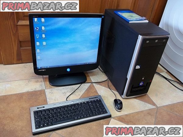 PC sestava: Počítač + Monitor + klávesnice + myš