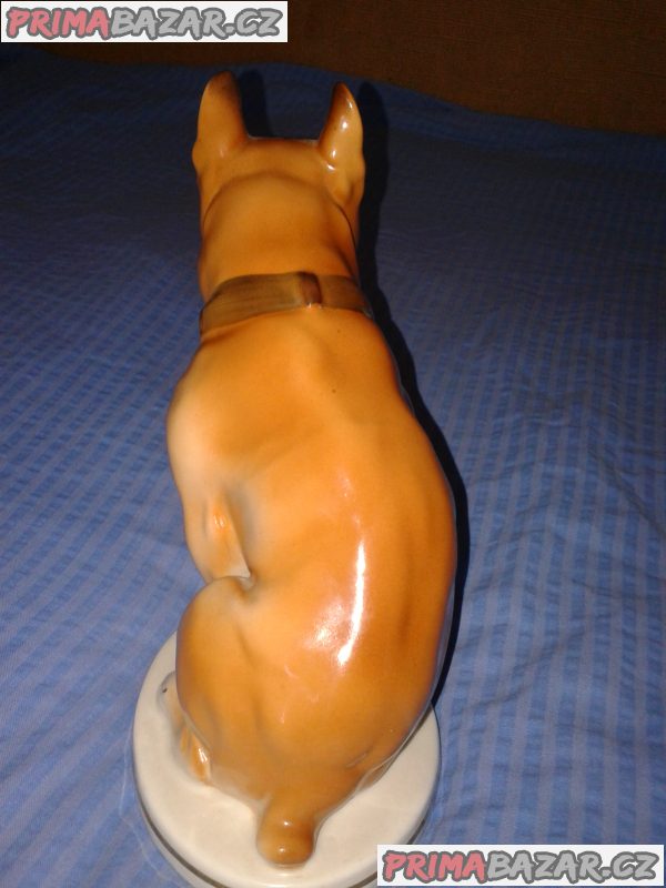 Porcelan Pes Boxer