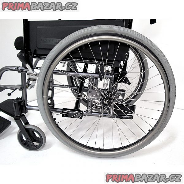Repasovaný mechanický invalidní vozík Excel