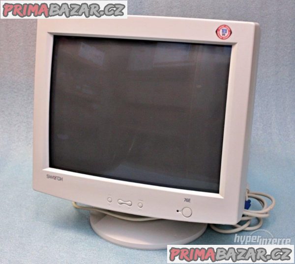 PC monitor Samtron 76ES