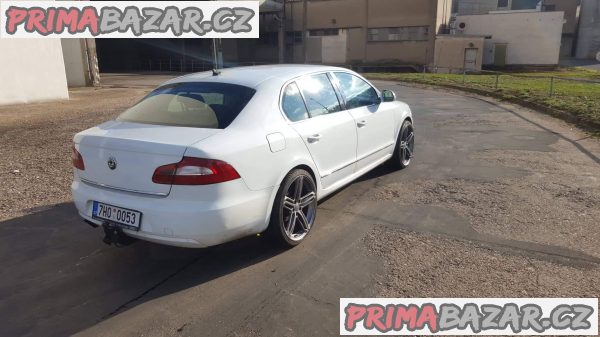 prodám auto Škoda Superb DSG 2.0tdi 125k