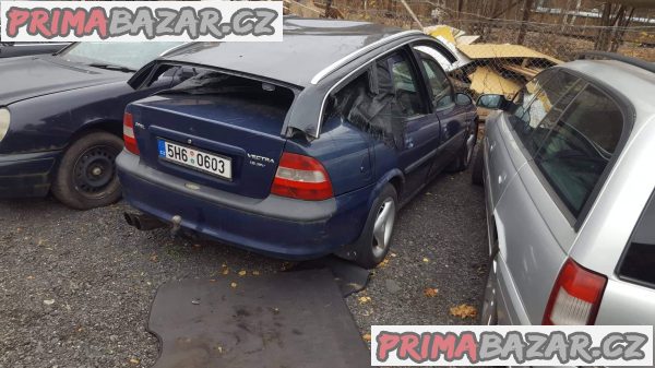 prodám náhradní díly z tohoto vozu Opel Vectra B 1.8