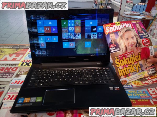 Nepouzivany naslapany notebook Lenovo, v zaruce