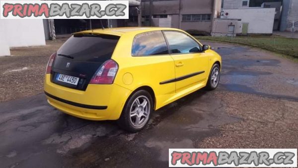 prodám auto Fiat Stilo 1.8 16V, 98Kw, manual, r.v 2003, najeto 230tis, stk 10/19, sportovni vzhled a dopln