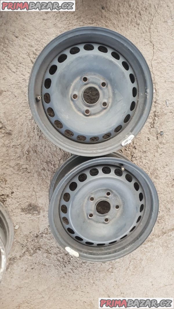 2x plechové disky vw 3b0601027d 5x112 6jx15 et37 r15