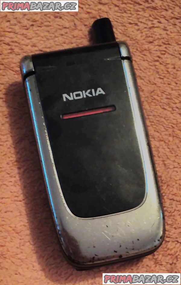 Výklopná Nokia 6060 - funkční - ale k opravě nebo na náhradní díly!!!