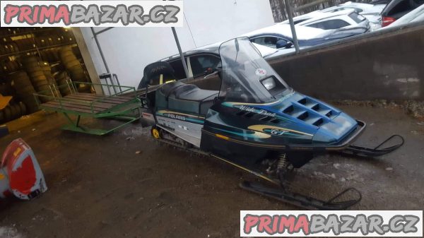 Snezny skutr Polaris Indy Widetrak GT 50