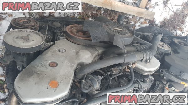 prodám motor plně funkční Audi A8 D2 V8 3.7 benzí