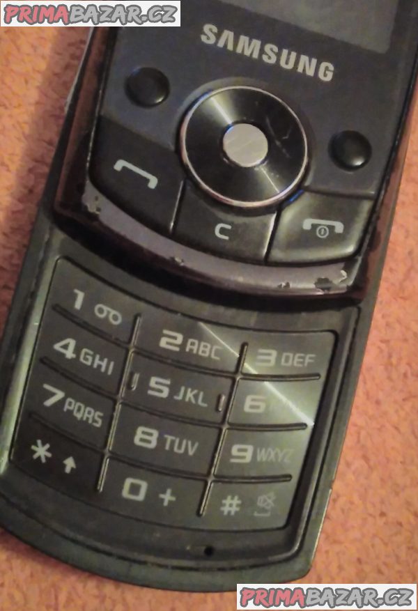 Samsung SGH-J700 - k opravě nebo na náhradní díly!!! Samsung SGH-J700 - k opravě nebo na náhradní díly!!!