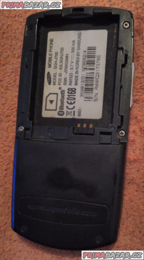Samsung SGH-J700 - k opravě nebo na náhradní díly!!! Samsung SGH-J700 - k opravě nebo na náhradní díly!!!