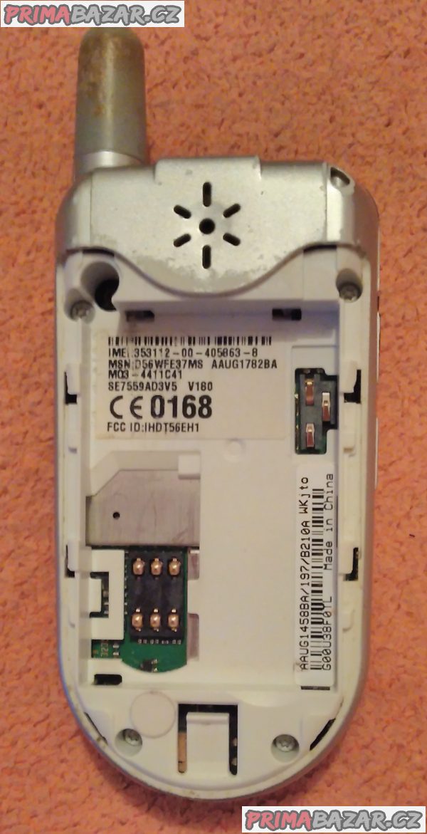 Výklopná Motorola V180 - k opravě nebo na náhradní díly!!! Výklopná Motorola V180 - k opravě nebo na náhradní díly!!!