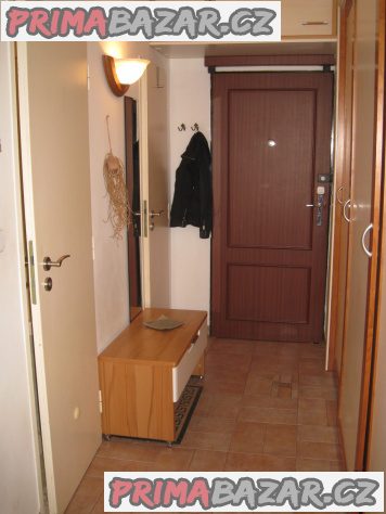 Prodej bytu 2+1 (3+1) - 53m2, zděný dům, OV, zahrada (471m2), Praha 6 – Petřiny, ul. Na Petřinách
