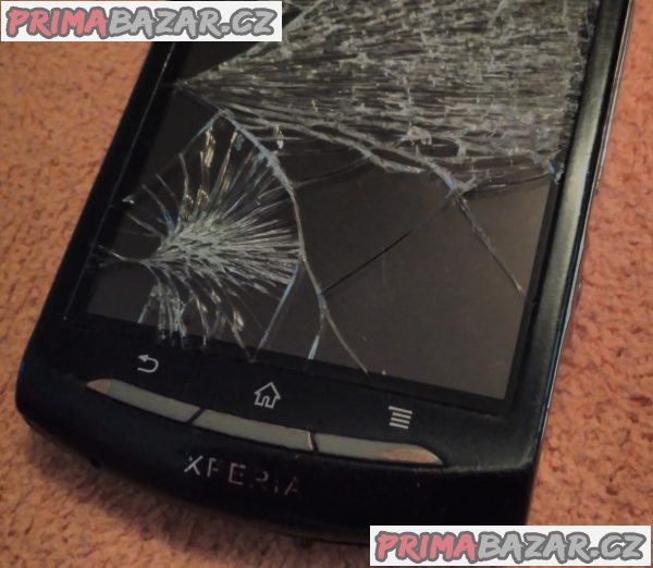 Sony Ericsson Xperia neo V - k opravě nebo na náhradní díly!!! Sony Ericsson Xperia neo V - k opravě nebo na náhradní díly!!!