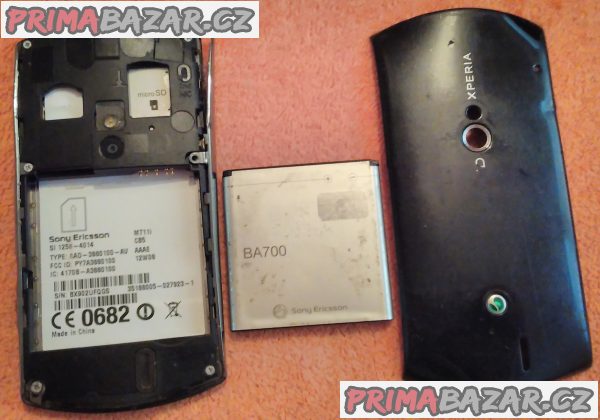 Sony Ericsson Xperia neo V - k opravě nebo na náhradní díly!!! Sony Ericsson Xperia neo V - k opravě nebo na náhradní díly!!!
