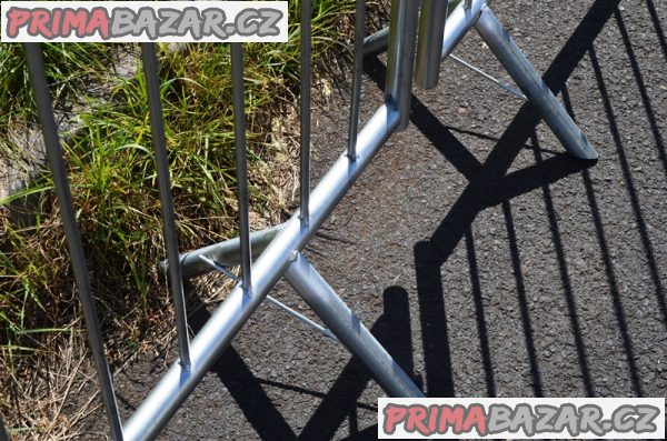 Mobilní zábrana samostojná Mobilní zábrana samostojná