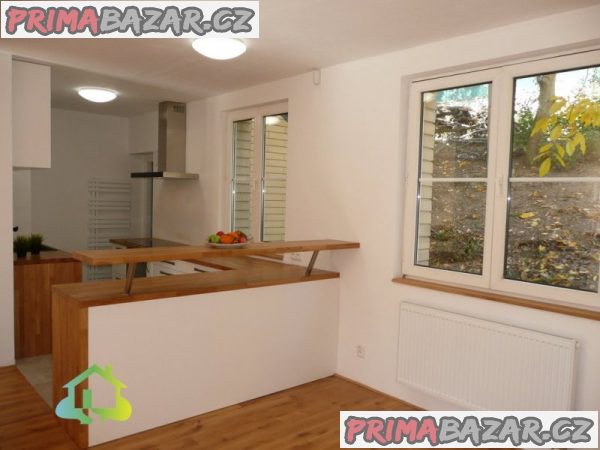 Pronájem rodinného domu 5+1, Praha, Slivenec Pronájem rodinného domu 5+1, Praha, Slivenec