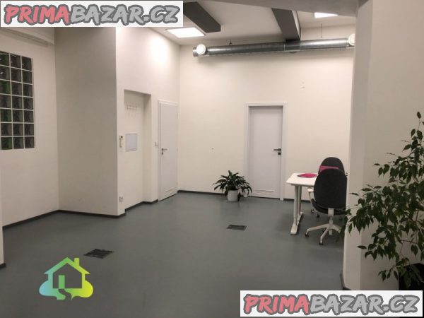 Pronájem kancelářských prostor, 78m2, Praha, Karlín Pronájem kancelářských prostor, 78m2, Praha, Karlín