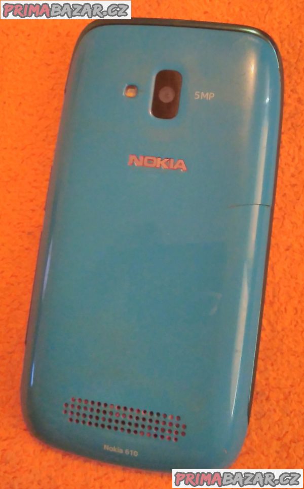 Nokia 610 - k opravě nebo na náhradní díly!!!