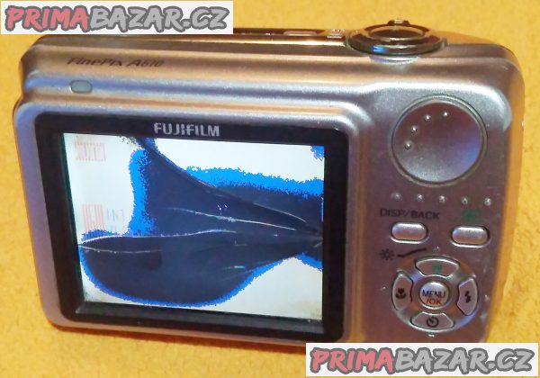 Digitální foťák a kamera Fujifilm FinePix A610 - k opravě nebo na náhradní díly!!!