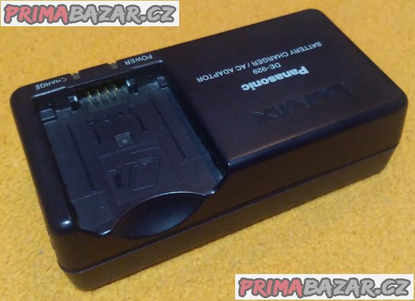 Nabíječka a adaptér k foťákům a kamerám Panasonic Lumix - originální. Nabíječka a adaptér k foťákům a kamerám Panasonic Lumix - originální.