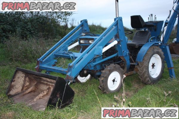 Traktor Iseki 2116O 4X4 + čelní nakladač