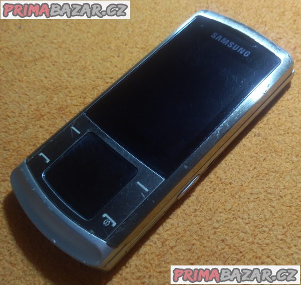 Výsuvný Samsung SGH-U900 - k opravě nebo na náhradní díly!!! Výsuvný Samsung SGH-U900 - k opravě nebo na náhradní díly!!!