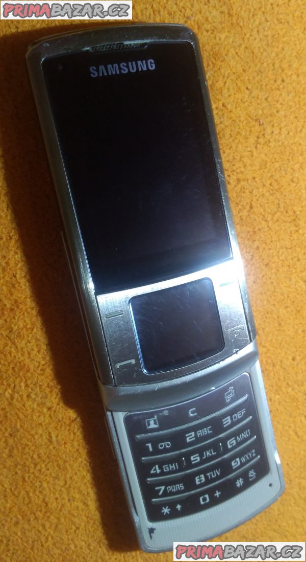 Výsuvný Samsung SGH-U900 - k opravě nebo na náhradní díly!!! Výsuvný Samsung SGH-U900 - k opravě nebo na náhradní díly!!!