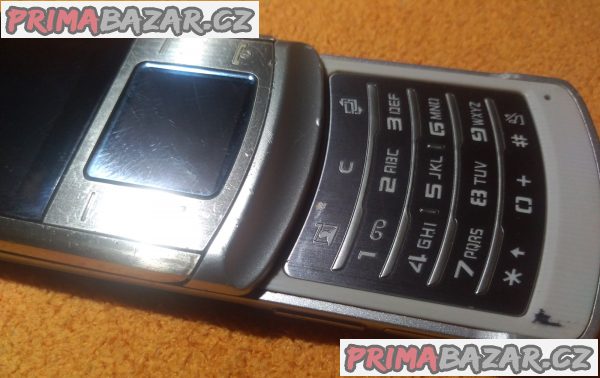 Výsuvný Samsung SGH-U900 - k opravě nebo na náhradní díly!!! Výsuvný Samsung SGH-U900 - k opravě nebo na náhradní díly!!!