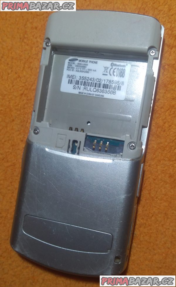 Výsuvný Samsung SGH-U900 - k opravě nebo na náhradní díly!!! Výsuvný Samsung SGH-U900 - k opravě nebo na náhradní díly!!!