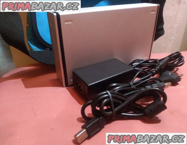 Rychlý externí HDD Toshiba 500 GB - jako nový + DÁREK!!! Rychlý externí HDD Toshiba 500 GB - jako nový + DÁREK!!!