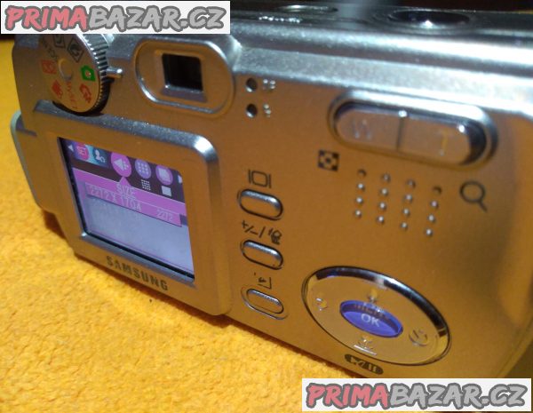 Digitální foťák a kamera Samsung Digimax 430 + 4 DÁRKY!!! Digitální foťák a kamera Samsung Digimax 430 + 4 DÁRKY!!!