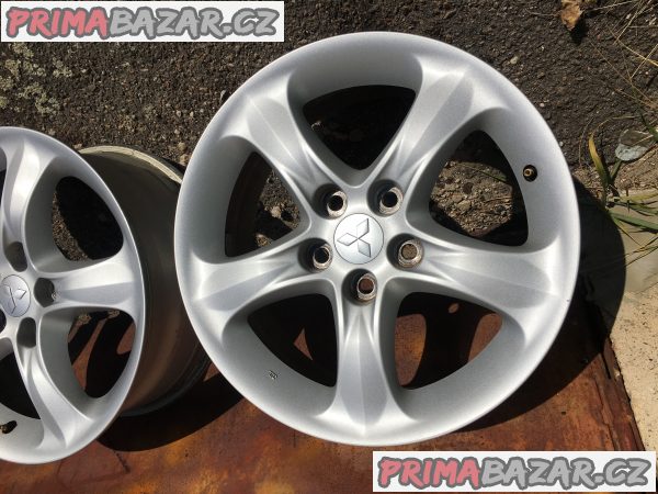 5x114.3 R17 - originál hliníková sada Mitsubishi - ET 46