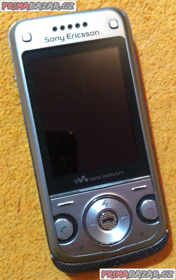 Výsuvný Sony Ericsson W760i - jednou funguje a pak zase chvíli ne!!! Výsuvný Sony Ericsson W760i - jednou funguje a pak zase chvíli ne!!!