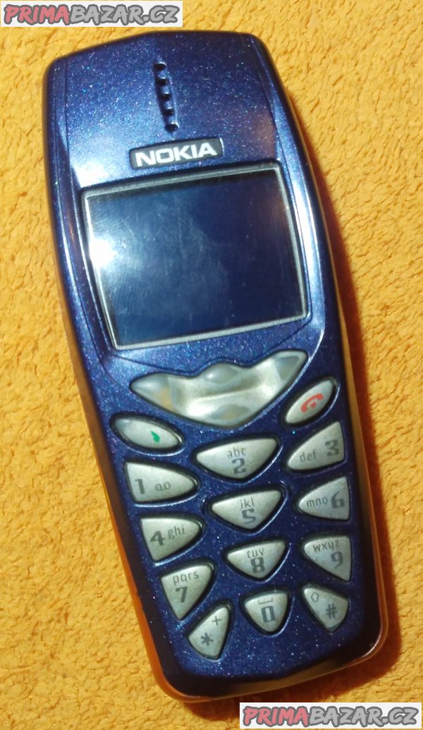 Nokia 3510i s originální Nokia nabíječkou!!! Nokia 3510i s originální Nokia nabíječkou!!!