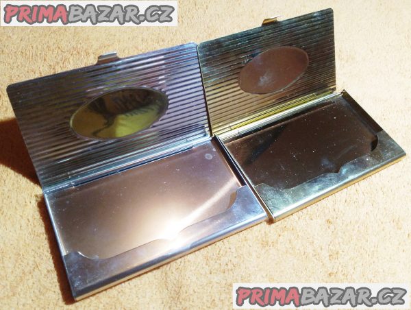 2x kovové pouzdro na vizitky. 2x kovové pouzdro na vizitky.