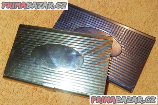 2x kovové pouzdro na vizitky. 2x kovové pouzdro na vizitky.