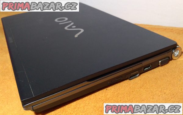 Notebook SONY Vaio Z - k opravě nebo na náhradní díly!!! Notebook SONY Vaio Z - k opravě nebo na náhradní díly!!!