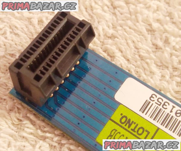 3x SLI můstek - nové. 3x SLI můstek - nové.