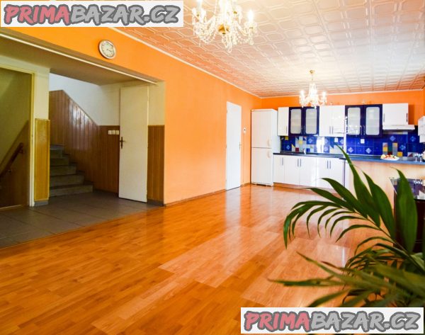 Prodej rodinného domu 275 m2, pozemek 940 m2