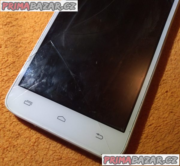 Prestigio MultiPhone PAP5300 na 2 SIM - k opravě nebo na náhradní díly!!! Prestigio MultiPhone PAP5300 na 2 SIM - k opravě nebo na náhradní díly!!!