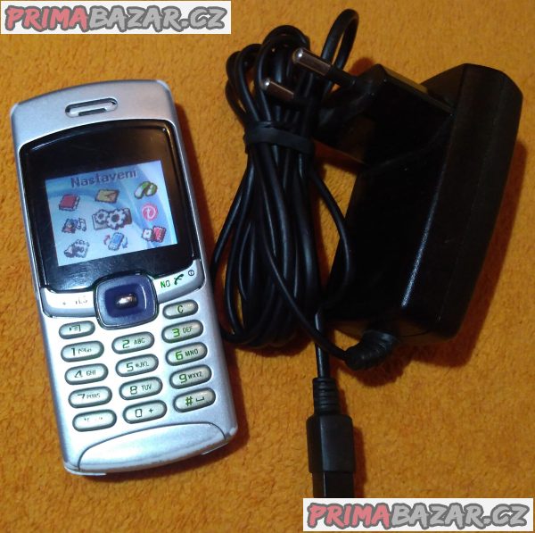 Sony Ericsson T230 - vč. nabíječky!!! Sony Ericsson T230 - vč. nabíječky!!!