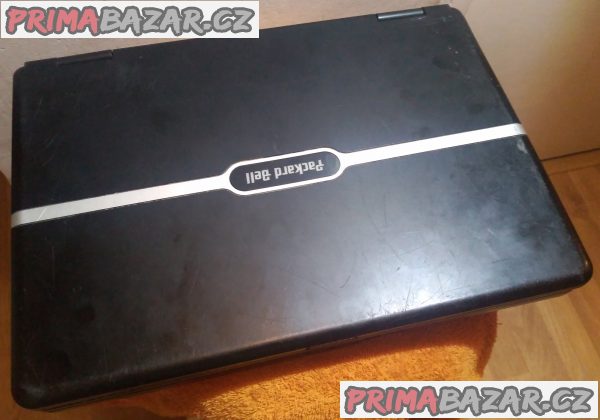 Notebook Packard Bell MIT-SABLE-C - základní deska a displej. Notebook Packard Bell MIT-SABLE-C - základní deska a displej.