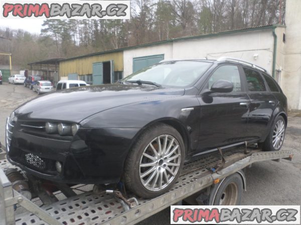 Alfa Romeo 159 1.9 mjet 110 kw rv 2007 najeto 214 tis km bez koroze dovoz Itálie