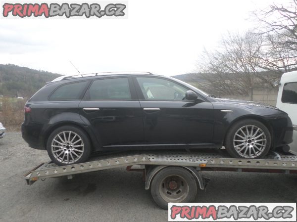 Alfa Romeo 159 1.9 mjet 110 kw rv 2007 najeto 214 tis km bez koroze dovoz Itálie