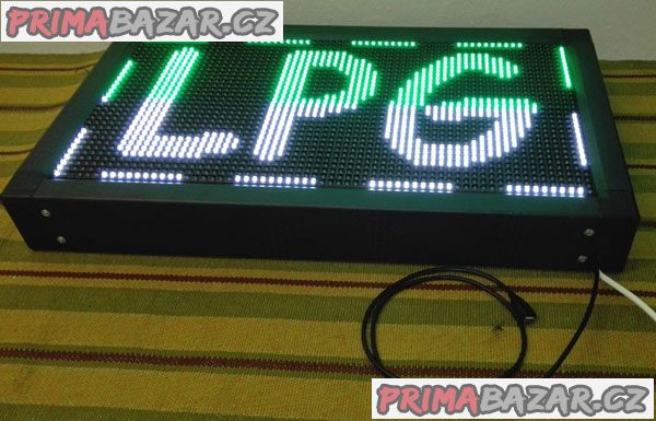 Světelná 3 barevná LED reklama na běžící text 105x40cm