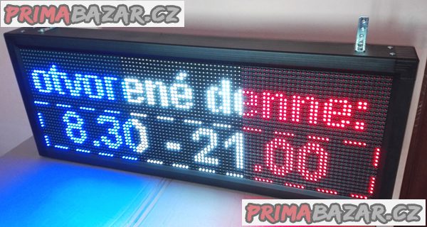 Světelná 3 barevná LED reklama na běžící text 105x40cm