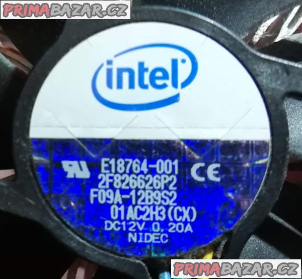 Základní deska ASUS P5Q-E + procesor a chladič a 4 GB RAM!!! Základní deska ASUS P5Q-E + procesor a chladič a 4 GB RAM!!!